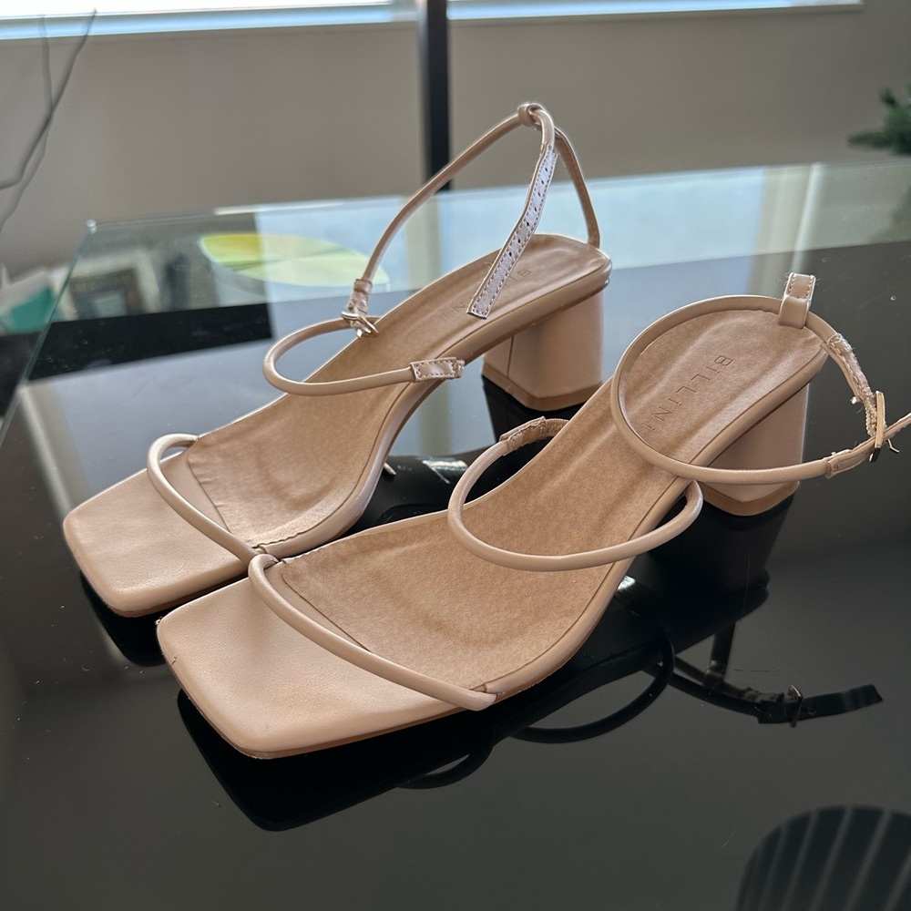 Billini 'Kacie' Shoes
Colour: Dessert